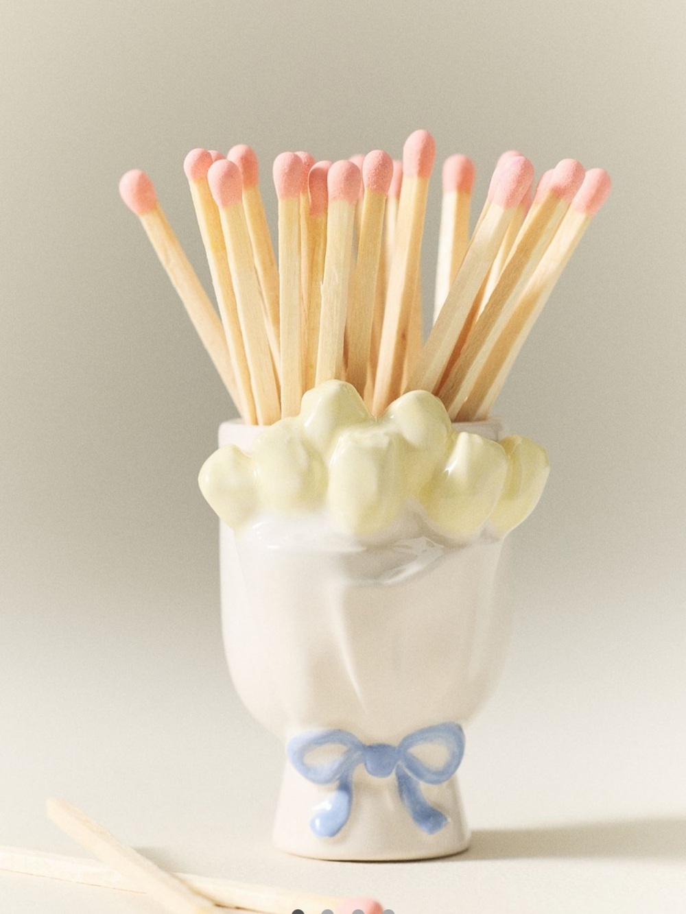Anthropologie Ceramic Striker Match Holder | Bouquet | NIB